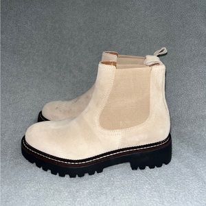 caslon miller suede boots - size 6